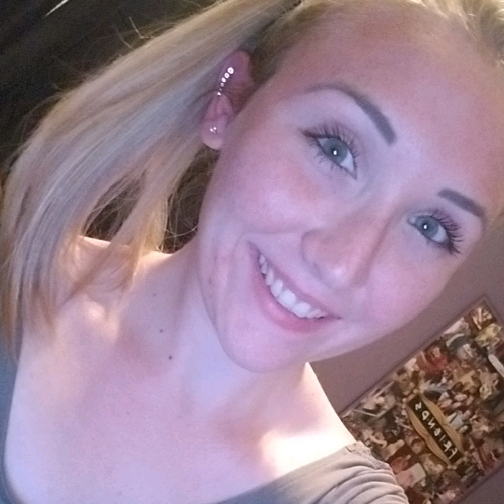 Meet your Posher, Joanna